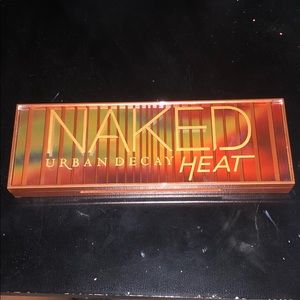 Naked Heat Pallate